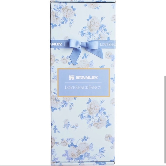 NEW THE STANLEY X LOVESHACKFANCY AIl Day Slim Bottle 20 oz Everblooming Rosettes - Picture 4 of 5